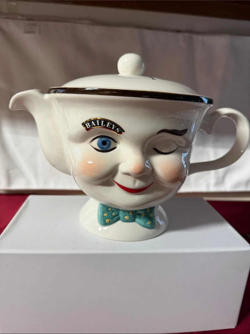Vintage 2006 Baileys Irish Creme Yum Yum Teapot